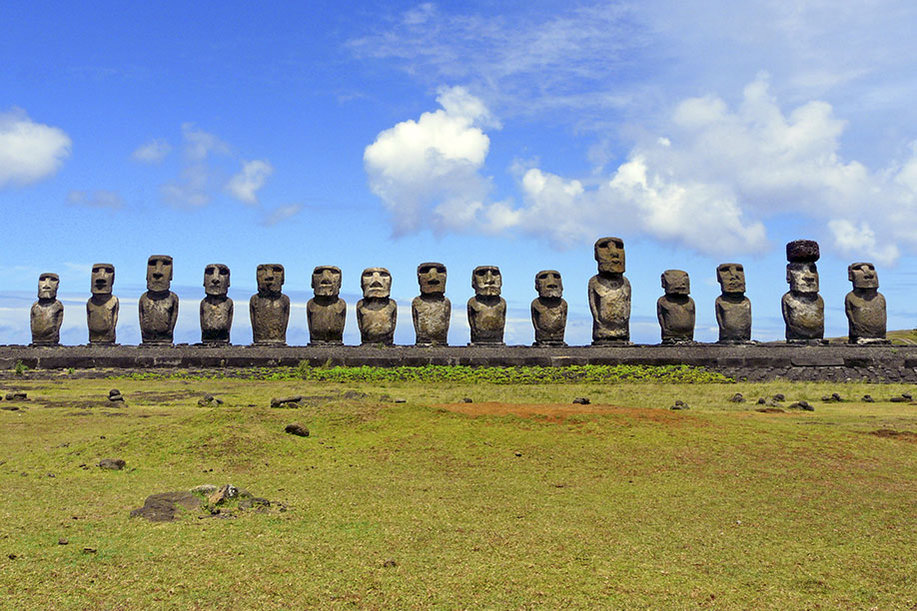 Der sagenumwobene Moai – 890 riesige Steinstatuen