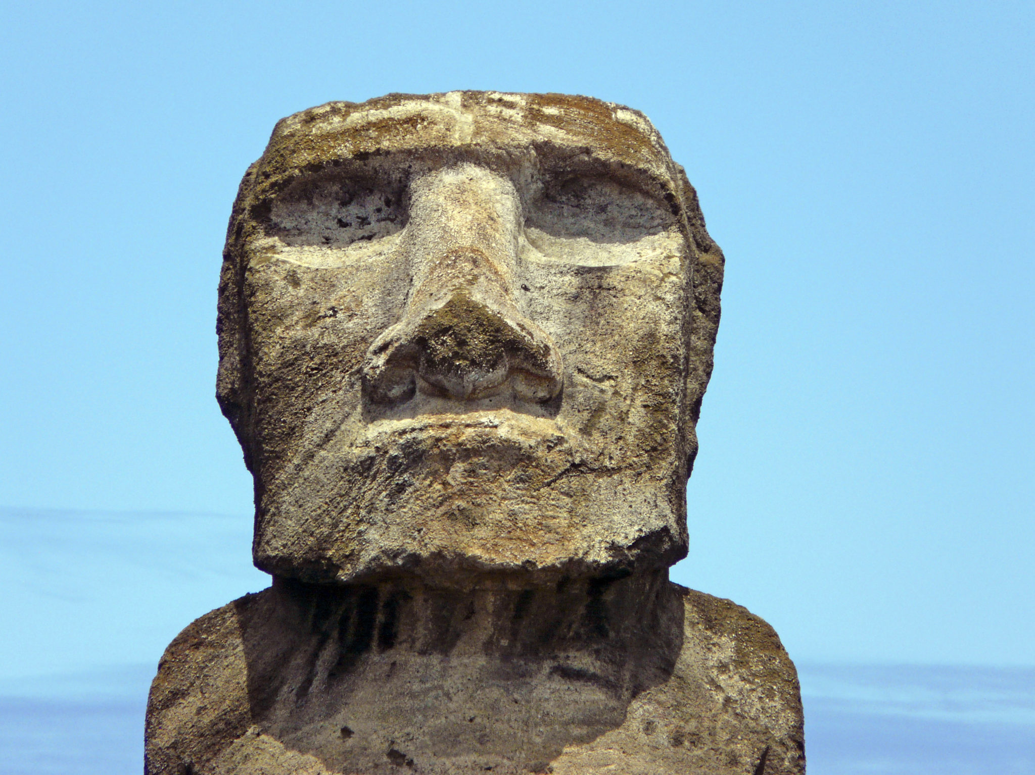 Moai – riesige Steinstatuen
